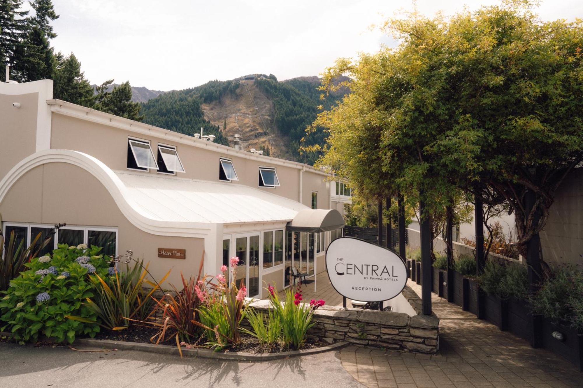 The Central Private Hotel By Naumi Hotels Queenstown Eksteriør billede