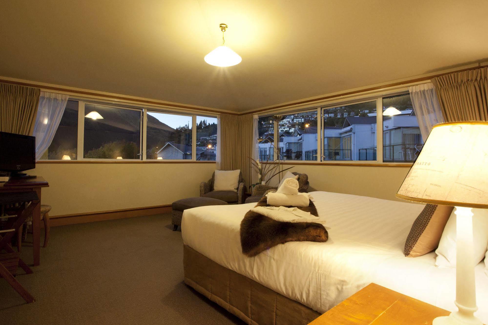 The Central Private Hotel By Naumi Hotels Queenstown Eksteriør billede